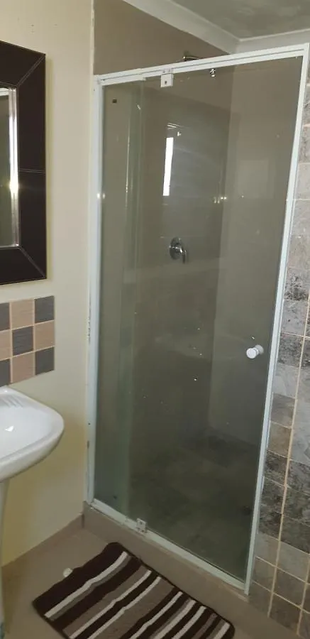 Mary'S Lodge Capetown Cape Town Apartment